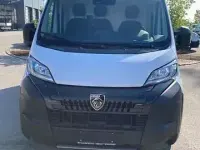 Gebraucht Peugeot Boxer 140 PS (102 kW) 2025 Weiss Van