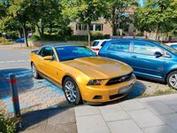Second-hand Ford Mustang 213 CP (156 kW) 2013 Auriu Cabrio