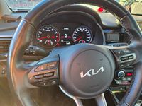 Gebraucht Kia Stonic Vision 84 PS (61 kW) 2021 Weiß SUV