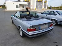 Gebraucht BMW 318 Cabriolet Basis 116 PS (85 kW) 1997 Grau Cabrio