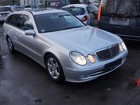 Gebraucht Mercedes E220 150 PS (110 kW) 2004 Silber Kombi