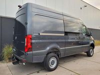 Gebraucht Mercedes Sprinter 190 PS (139 kW) 2023 Grau Van