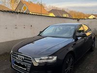 Gebraucht Audi A4 120 PS (88 kW) 2012 Schwarz Limousine