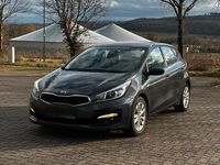 Gebraucht Kia Ceed GT 100 PS (73 kW) 2016 Grau Limousine