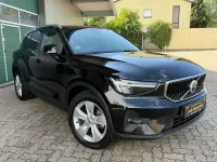 Gebraucht Volvo XC40 Core 163 PS (119 kW) 2023 Schwarz SUV