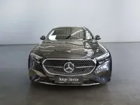Gebraucht Mercedes E300 Avantgarde 197 PS (144 kW) 2025 Grau Limousine