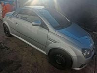 Gebraucht Opel Tigra Sport 125 PS (91 kW) 2004 Silber Cabrio