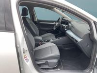 Gebraucht VW Golf VIII 150 PS (110 kW) 2025 Weiß Kleinwagen