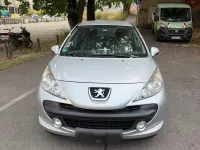 Gebraucht Peugeot 207 90 PS (66 kW) 2009 Silber Kleinwagen