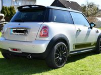 Usata Mini Cooper D 111 CV (81 kW) 2011 Bianco Utilitaria