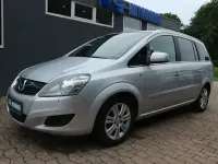Gebraucht Opel Zafira Innovation 140 PS (102 kW) 2010 Silber Van / Kleinbus