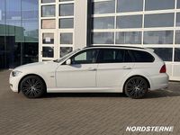 Gebraucht BMW 318 143 PS (105 kW) 2011 Weiß Kombi