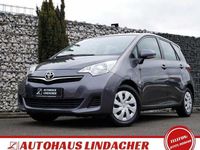 Gebraucht Toyota Verso-S Multidrive S 99 PS (72 kW) 2011 Grau Van / Kleinbus