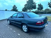 Gebraucht Opel Omega Edition 136 PS (100 kW) 1999 Schwarz Limousine
