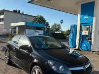 Gebraucht Opel Astra 110 PS (80 kW) 2009 Schwarz Coupé