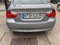 Gebraucht BMW 320 170 PS (125 kW) 2005 Limousine