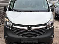 Gebraucht Opel Vivaro 120 PS (88 kW) 2018 Weiß Van / Kleinbus