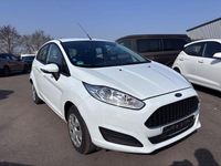 Gebraucht Ford Fiesta Trend 75 PS (55 kW) 2016 Weiß Limousine