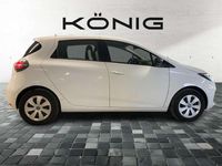 Second-hand Renault Zoe Life 50 kW (69 CP) 2020 Alb Hatchback