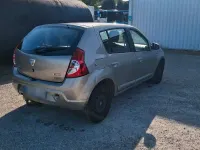 Gebraucht Dacia Sandero 75 PS (55 kW) 2008 Braun Kleinwagen