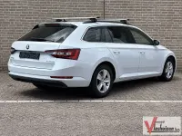 Gebraucht Skoda Superb Business Line 150 PS (110 kW) 2019 Weiß Limousine