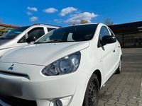 Gebraucht Mitsubishi Space Star 80 PS (58 kW) 2013 Weiß Van / Kleinbus