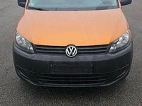 Second-hand VW Caddy 100 CP (73 kW) 2014 Galben Monovolum