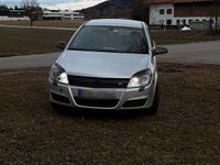 Gebraucht Opel Astra 105 PS (77 kW) 2005 Silber Limousine
