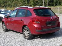 Gebraucht Renault Clio IV Dynamique 101 PS (74 kW) 2012 Rot Limousine