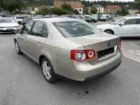 Gebraucht VW Jetta Comfortline 140 PS (102 kW) 2008 Beige Limousine