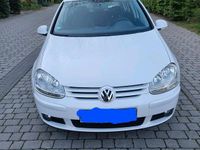 Usata VW Golf VI 102 CV (75 kW) 2008 Bianco Utilitaria