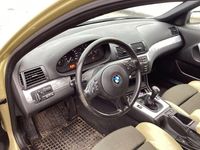 Gebraucht BMW 325 Sport Line 192 PS (141 kW) 2002 Grün Kleinwagen