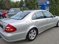 Gebraucht Mercedes E200 Avantgarde 163 PS (119 kW) 2004 Silber Limousine