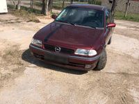Używany Opel Astra 75 KM (55 kW) 1997 Czerwony Hatchback