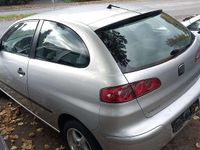 Gebraucht Seat Ibiza 75 PS (55 kW) 2004 Silber Limousine