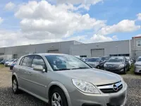 Gebraucht Opel Signum 101 PS (74 kW) 2007 Beige Kleinwagen