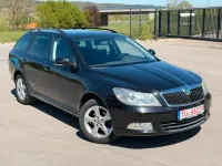 Gebraucht Skoda Octavia 122 PS (89 kW) 2012 Schwarz Kombi