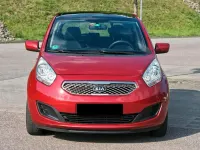 Gebraucht Kia Venga Edition 7 90 PS (66 kW) 2012 Rot Kleinwagen