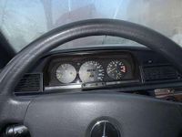 Gebraucht Mercedes 190 109 PS (80 kW) 1991 Limousine