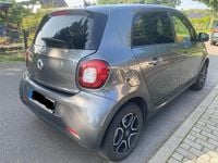 Usado Smart ForFour 71 HP (52 kW) 2019 Cinzento Citadino