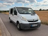 Gebraucht Opel Vivaro 90 PS (66 kW) 2008 Weiß Van / Kleinbus