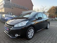 Gebraucht Peugeot 208 Active 82 PS (60 kW) 2012 Schwarz Kleinwagen