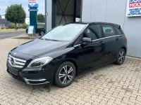 Gebraucht Mercedes B200 156 PS (114 kW) 2014 Schwarz Kleinwagen
