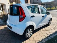 Gebraucht Opel Agila Basis 68 PS (50 kW) 2012 Weiß Kleinwagen