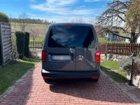 Usata VW Caddy Highline 125 CV (91 kW) 2017 Grigio Monovolume