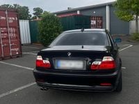 Gebraucht BMW 320 150 PS (110 kW) 2000 Schwarz Coupé