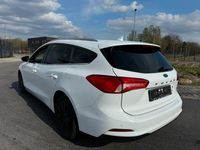 Gebraucht Ford Focus Cool & Connect 150 PS (110 kW) 2019 Weiß Kombi