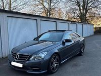 Gebraucht Mercedes E250 AMG line 204 PS (150 kW) 2012 Grau Coupé