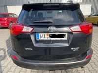 gebraucht Toyota RAV4 RAV 42.2 D-4D 4x4 Automatik Executive