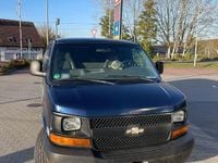 Second-hand Chevrolet Express 305 CP (224 kW) 2004 Albastru Monovolum